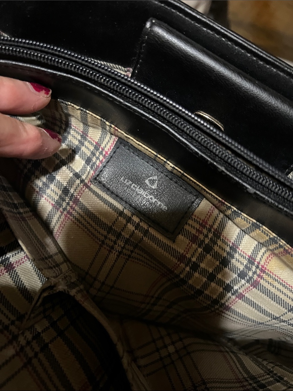 Purse - Picture 2 of 3